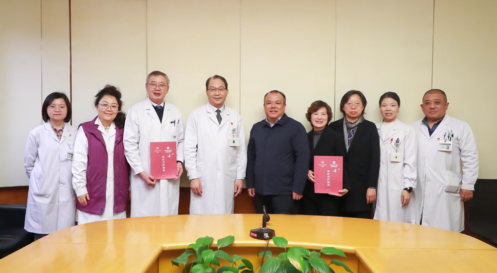 共同打造 “高校—医院” 健康服务新模式 | 光华医院与中国人民大学医院签署医疗合作协议
